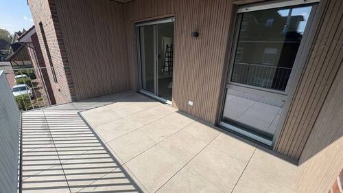 Geräumiger Balkon - 