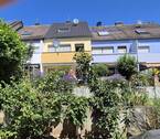 Freundlicher Gartenbereich - 4 Zimmer Reihenmittelhaus in Estenfeld