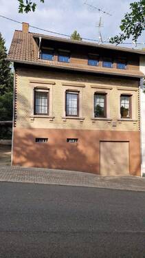 Vorderansicht Am Brünnchen 01 - 1 Familienhaus in Saarbrücken Dudweiler
