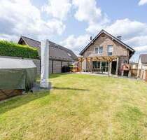 Familienglück in Bestlage: Stilvolles Haus mit Pool & viel Platz - Köln Mülheim