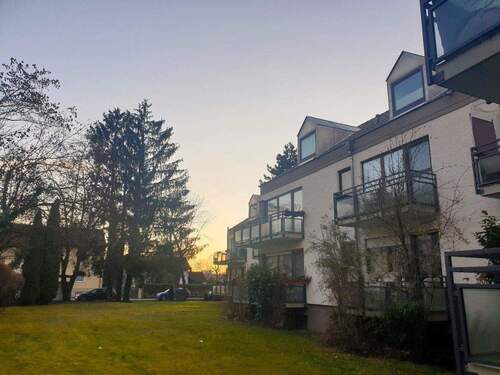 Gartenbereich.jpg - Traumhaftes Zuhause sucht Erstbezug nach umfangreicher Kernsanierung mit Balkon, Garage und Luxus-Bad