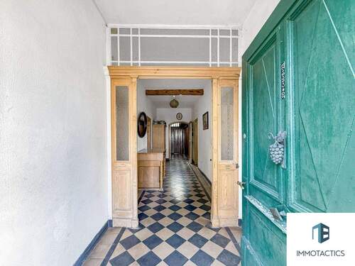 Eingangsbereich Hauptgebäude - 1 Zimmer Mehrfamilienhaus, Wohnhaus in Bad Kreuznach