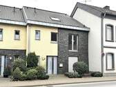 Hausfront - Gehobenes Reihenmittelhaus im Herzen von Kevelaer-Winnekendonk