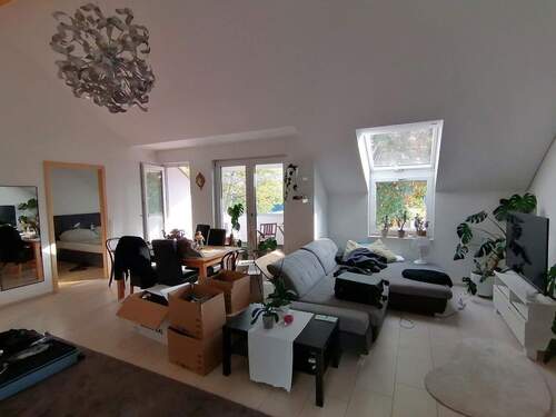 Bodentiefe Fenster z.Loggia - 