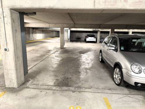 Tiefgaragenstellplatz - 
