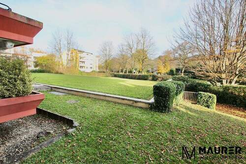 Grünanlage Aussicht Balkon 2 - 