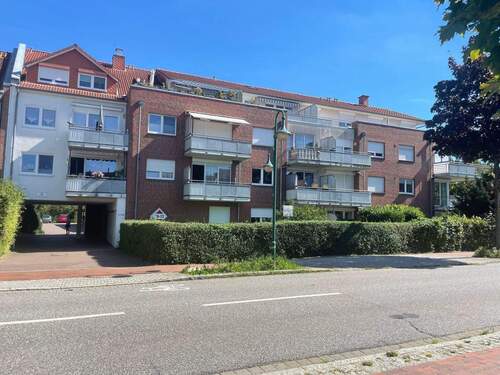 Ansicht - gepflegte 3-Zimmer-Wohnung von 2000 mit Fahrstuhl und Balkon in Zentrumslage