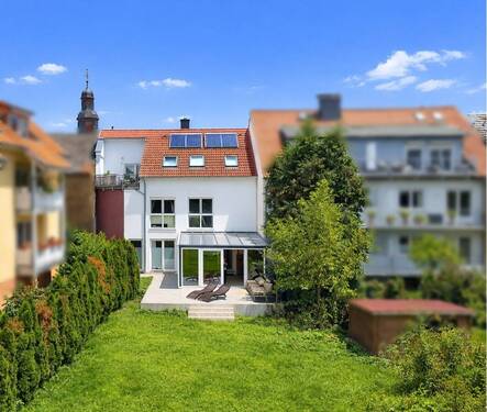 Luftaufnahme Gartenseite - 1 Zimmer Mehrfamilienhaus, Wohnhaus in Bad Vilbel