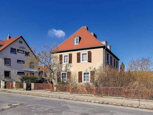 12_01.jpg - AUKTION: ehemaliges Pfarrhaus unweit des Gradierwerkes