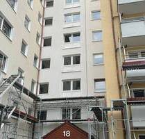 Tolle Aussicht über Essen-Freisenbruch! 2-Raum Wohnung mit Balkon und Küche steht zu Verfügung