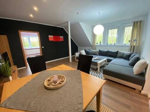 Wohnzimmer 2 - 2,5-Raum-Wohnung in beliebter Nordhelm-Siedlung mit Balkon