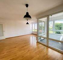 Bezugsfreie helle 2-Raum Wohnung In Lichtenberg mit Stellplatz, provisionsfrei - Berlin - Lichtenberg Friedrichsfelde