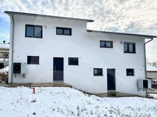 Ansicht - Doppelhaushälfte mit 121,90 m&sup2; in Windorf zum Kaufen