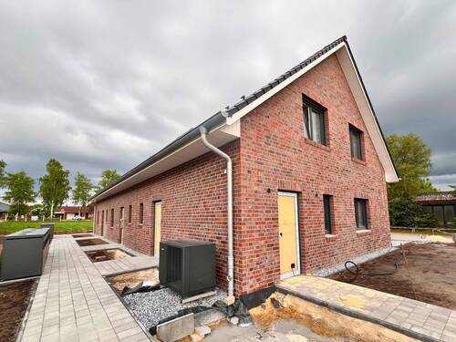 Ansicht Eingangsbereich - 4 Zimmer Reihenendhaus zur Miete in Kutenholz