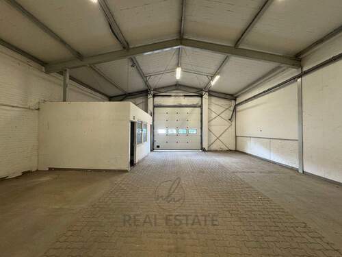 4.jpg - Halle in Hamburg zur Miete