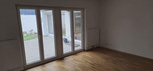 1-2 Zimmer zur Terrasse - 