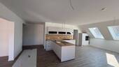 Moderne Dachwohnung Küche - 2 Zimmer Etagenwohnung in Bramsche