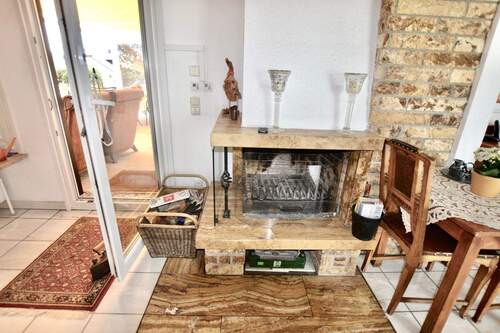 Offener Kamin - Einfamilienhaus mit 200,00 m² in Estenfeld zum Kaufen