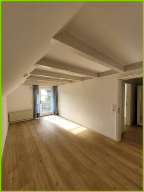 Eingang und Wohnbereich - 