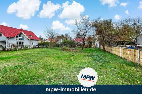 Grundstücksansicht - ca. 750?m² Grundstück mit Zufahrt - in naturnaher Lage bei Berlin