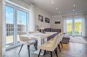 Wohn/-Esszimmer - 