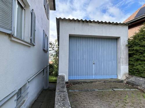 Garage - 4 Zimmer Einfamilienhaus in Ansbach