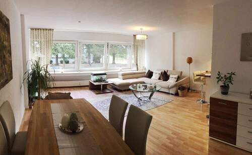 Wohnzimmer - Wohnung mit exklusivem Rheinblick direkt vom Eigentümer aus Familienbesitz mit Option auf Stellplatz