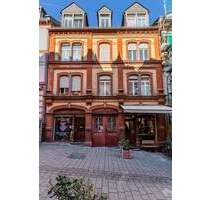 Mehrfamilienhaus mit zwei Gewerbeeinheiten in zentraler Innenstadtlage - Wiesbaden