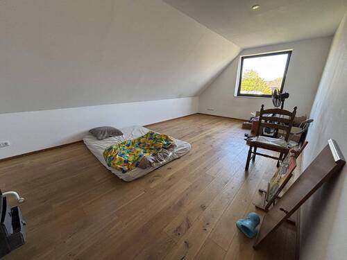 Kinderzimmer DG - 
