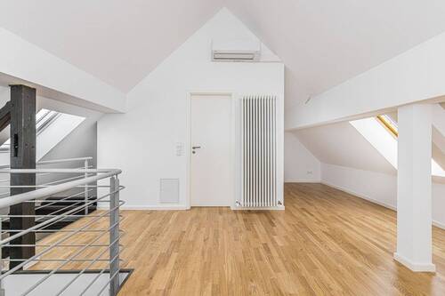 Mit Badezimmer - 
