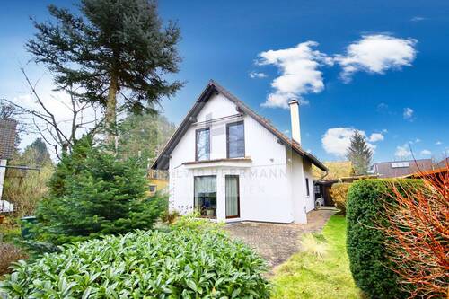 Bild 1 - Charmantes Einfamilienhaus mit Gartenidylle in BestenseePätz