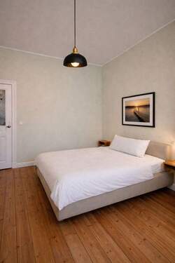 Gästezimmer - Etagenwohnung mit 209,00 m&sup2; in Berlin zum Kaufen