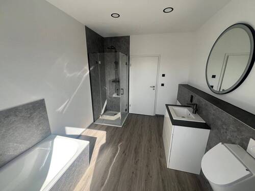 Bad (fertige Wohnung DG) - 