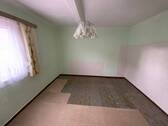 Weite Räume -Schlafzimmer-gute Raumhöhe - 