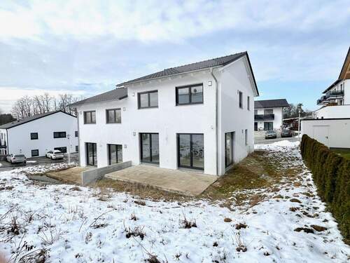 Ansicht - Doppelhaushälfte mit 121,80 m&sup2; in Windorf zum Kaufen