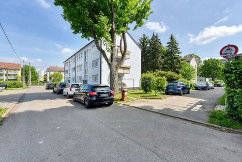 Haus & Straße v. Süd-Westen - 