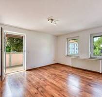 +++ modernisiert - 1.OG mit Süd-Balkon - inklusive Einbauküche - auf Erbbaurecht +++ - Stuttgart Rot