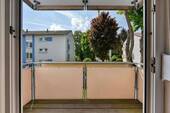 Balkon nach Süden - 2 Zimmer Etagenwohnung zum Kaufen in Stuttgart