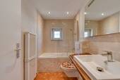 Bad mit Fenster - 
