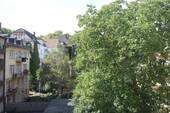 Blick vom Balkon (Walnussbaum) - 