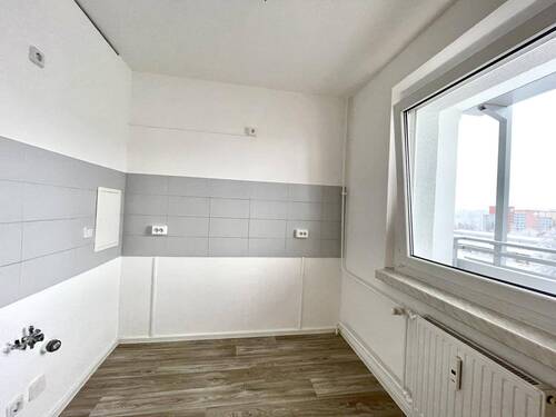 Küche - 3 Zimmer Etagenwohnung zur Miete in Chemnitz