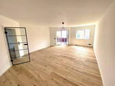 Wohnzimmer - 2 Zimmer Etagenwohnung in Wesseling