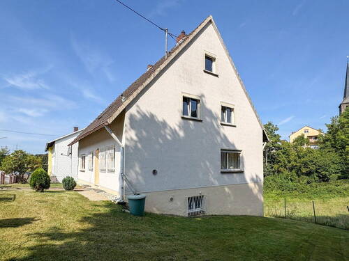 Bild 4 - Mehrfamilienhaus, Wohnhaus mit 166,00 m&sup2; in Hamm/Sieg zum Kaufen