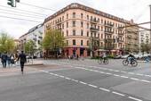 Hausansicht - 4 Zimmer Büro zum Kaufen in Berlin