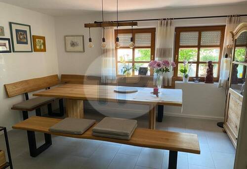 Essen - 5 Zimmer Etagenwohnung in Hutthurm