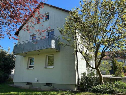 Hausansicht vom Garten im Westen - 