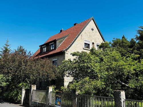 Charmantes, sonnig gelegenes Sandsteinhaus mit viel Platz - 9 Zimmer Einfamilienhaus zum Kaufen in Zeil