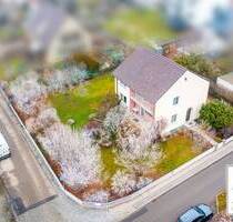 Ihr neues Zuhause? Renovierungsbedürftiges Einfamilienhaus auf großem Grundstück in TOP-Lage - Bobingen Straßberg