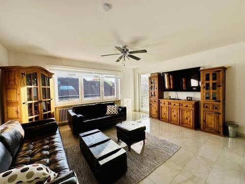 WOHNZIMMER - Etagenwohnung mit 116,00 m² in Hohenfurch zum Kaufen