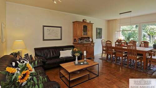 Wohnzimmer Wohnung 1 - 1 Zimmer Mehrfamilienhaus, Wohnhaus in Düsseldorf Hassels